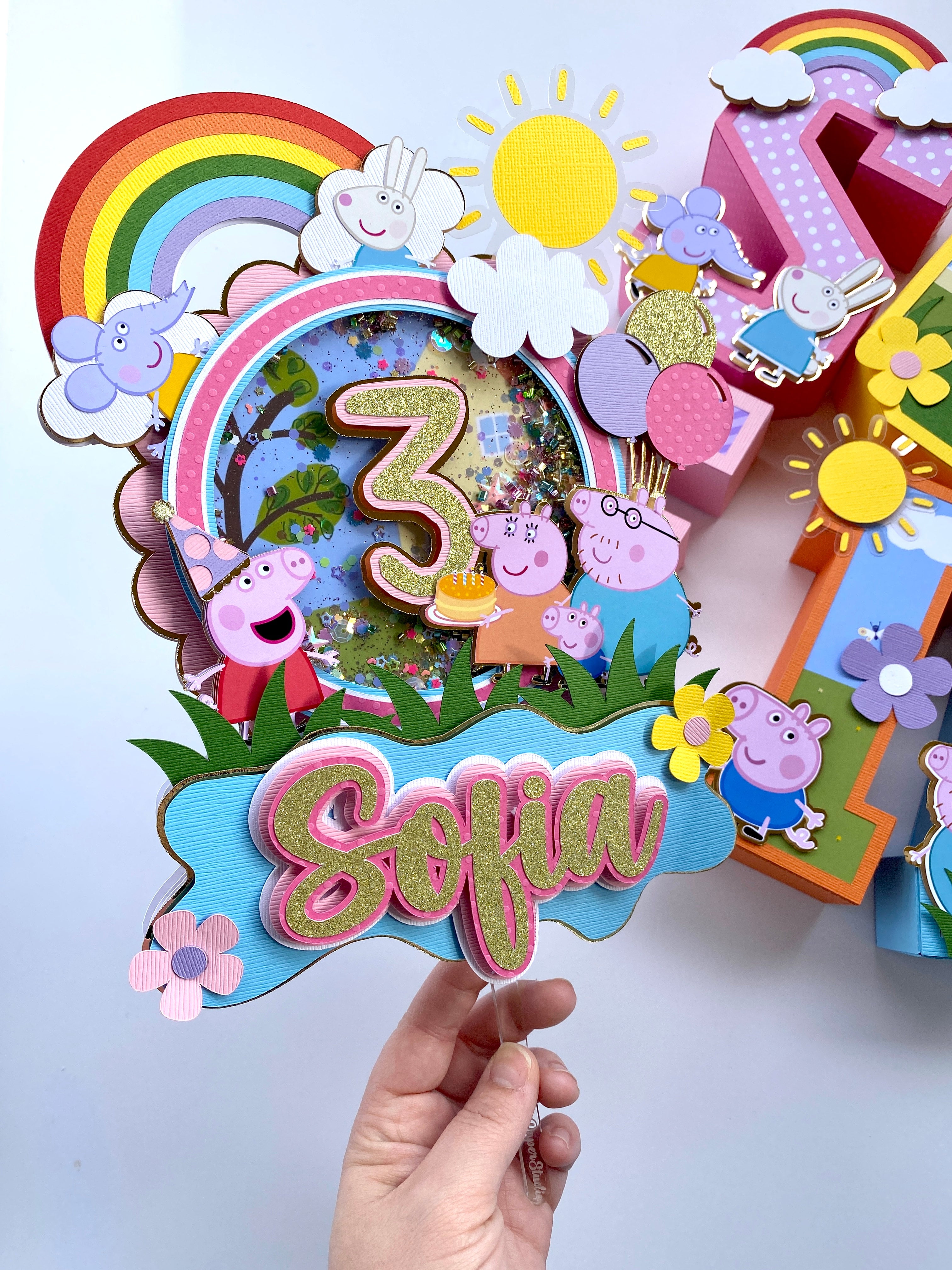 peppa-cake-topper-seniaaspaperstudio